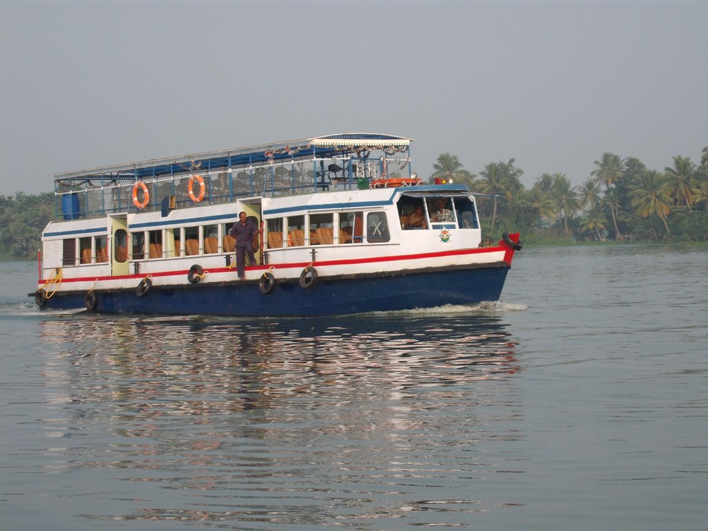 tourist boat - photo gallery - state water transport