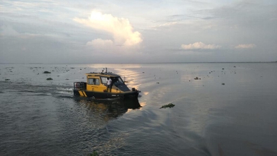 WATER TAXI